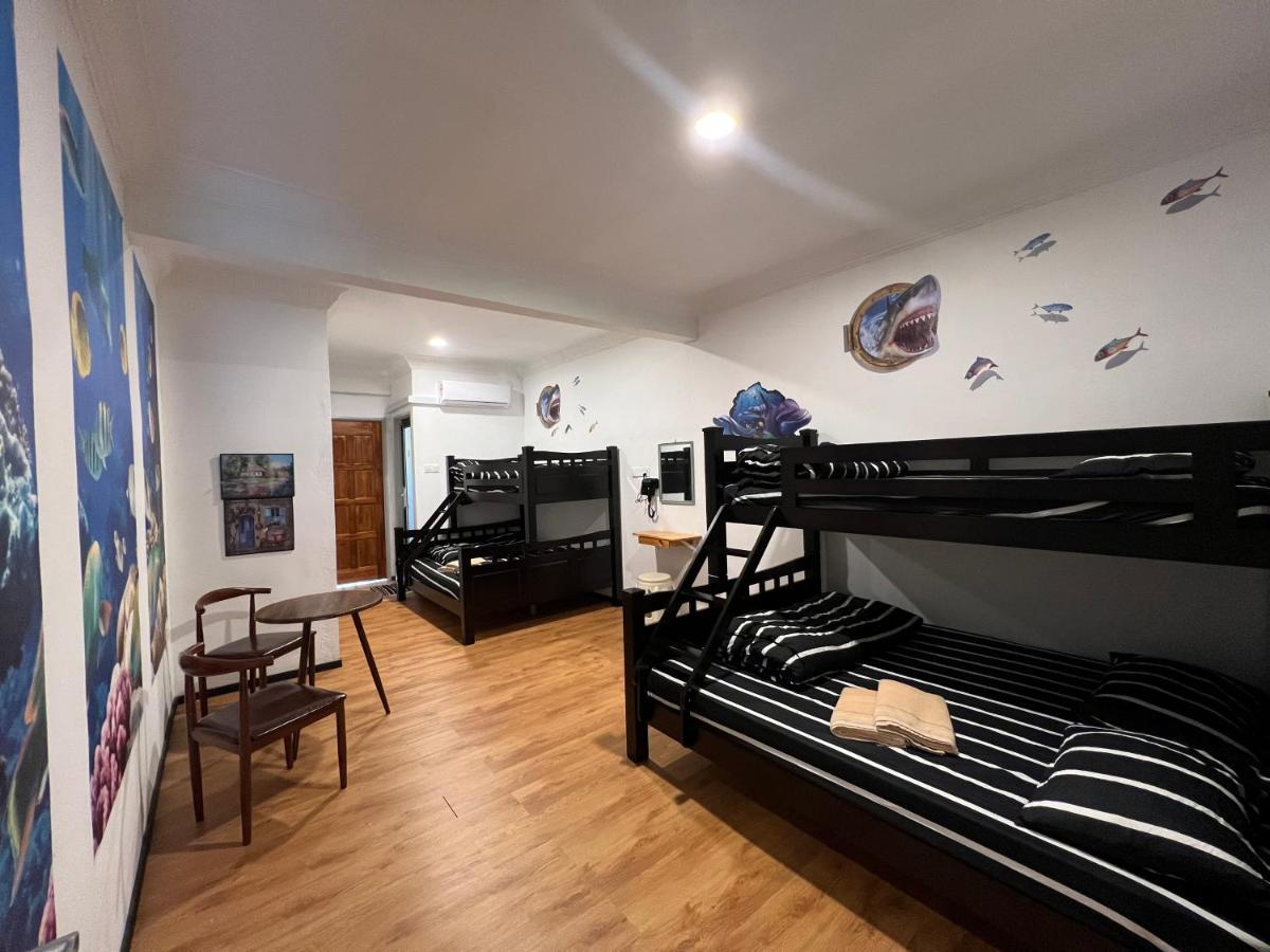 The Ship Guesthouse Room Semporna Ngoại thất bức ảnh